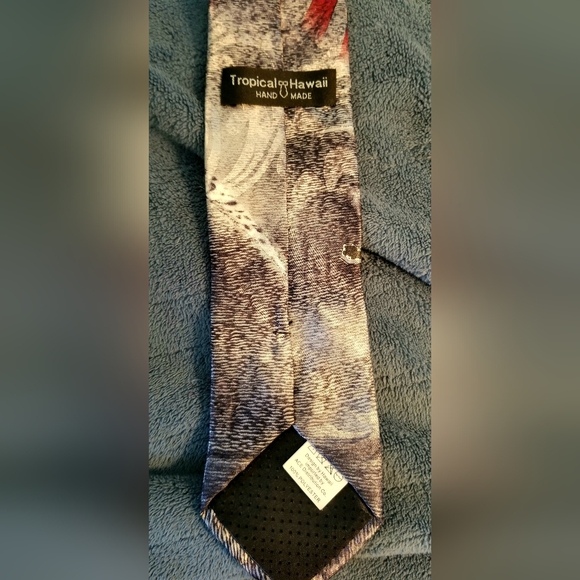 Pearl Harbor Memorial Tie from Hawaii - Picture 2 of 3